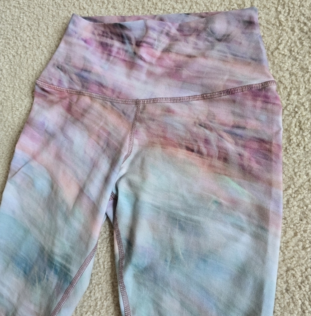 Evolution & Creation High Waist Multi-Color Pastels Cropped Leggings Medium